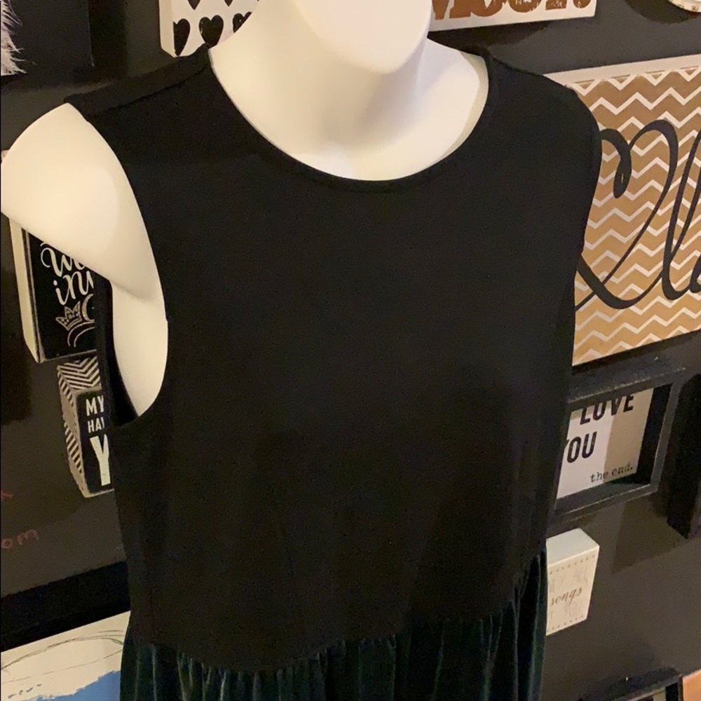 Gap Maternity Christmas Dress - Picture 2 of 4